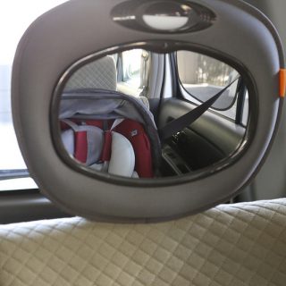 後部座席のベビーシートの様子を運転席から確認できる鏡「BRICA ライト&ミュージカル・ミラー」を買ったぞ！
