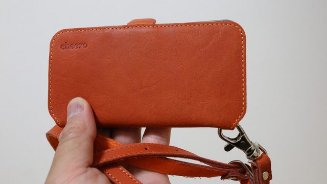 カワイイ斜め掛けできるiPhoneケース「cheero Leather Case」が良い感じだぞ！