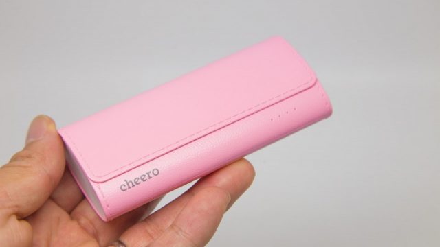 【新発売！】女性向けモバイルバッテリー！cheeroからレザー調の質感＆iPhone２回分充電の「cheero GRIP4」が発売だぞ！