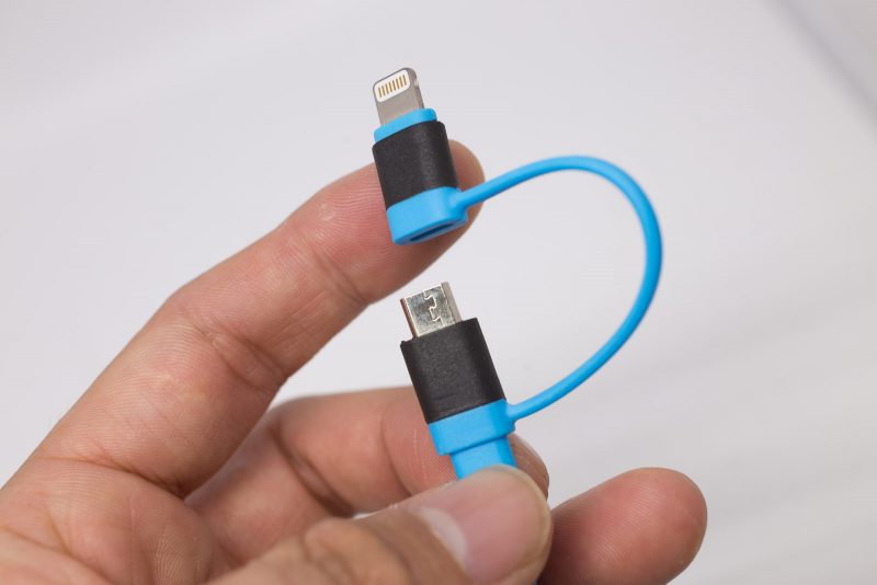 cheero_2in1_Retractable_USB_Cable-7