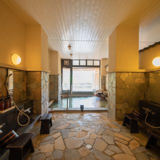 長野県小谷村にある、料理の美味しい露天風呂付き温泉宿「雨飾荘」！サービスも良くめちゃくちゃオススメだぞ！ #いちばん美しいところ