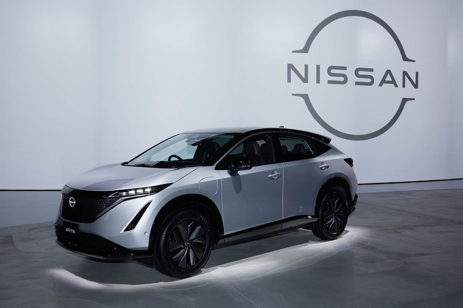 実売500万円〜!日産からSUV電気自動車ARIYA(アリア)の市販化モデルが発表だぞ! - むねさだブログ