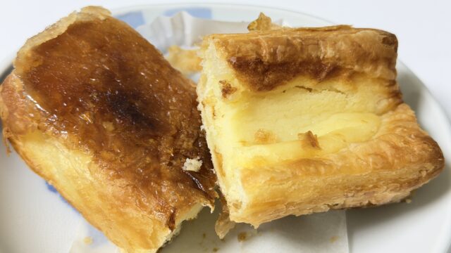 ファミマ「クイニーアマン×チーズケーキデニッシュ」が甘塩っぱくて美味しいぞ！