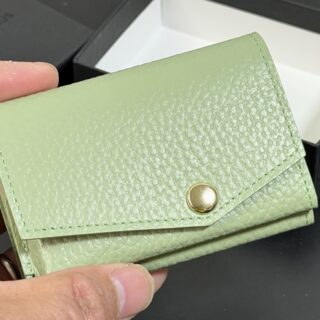 abrAsus「小さい財布」レディースがリニューアル！春らしいカラーでかわいいぞ！