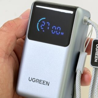 UGREEN 10000mAh PD45W ストラップ型 モバイルバッテリーがケーブルレスで便利だぞ！