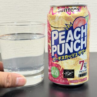 ファミマ限定！-196 ピーチパンチがガツンとピーチの味が楽しめるぞ！