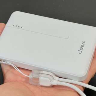 安心の次世代バッテリー！準固体電池採用モバイルバッテリー「cheero Solitta 10000mAh」がコンパクトでケーブル付属で使いやすいぞ！
