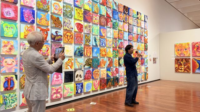 本人のギャラリートークも！愛媛県美術館「石村嘉成展 いきものだいすき ー2026えひめー」が圧巻だぞ！