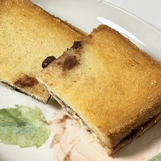 セブン-イレブン「揚げ食パンサンド つぶあんマーガリン」が温めるとめっちゃ美味しいぞ！